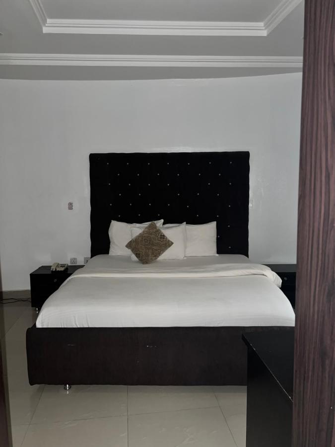 Grand Palazzo Hotel Gwarimpa Abuja Exterior foto